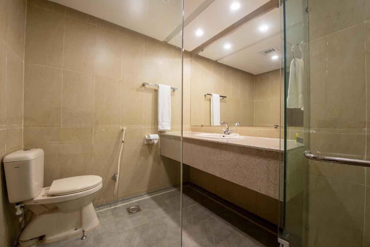 Legend Hotel Iszlámábád Kültér fotó