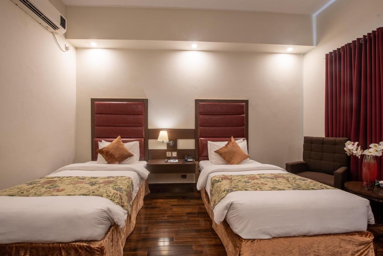 Legend Hotel Iszlámábád Kültér fotó