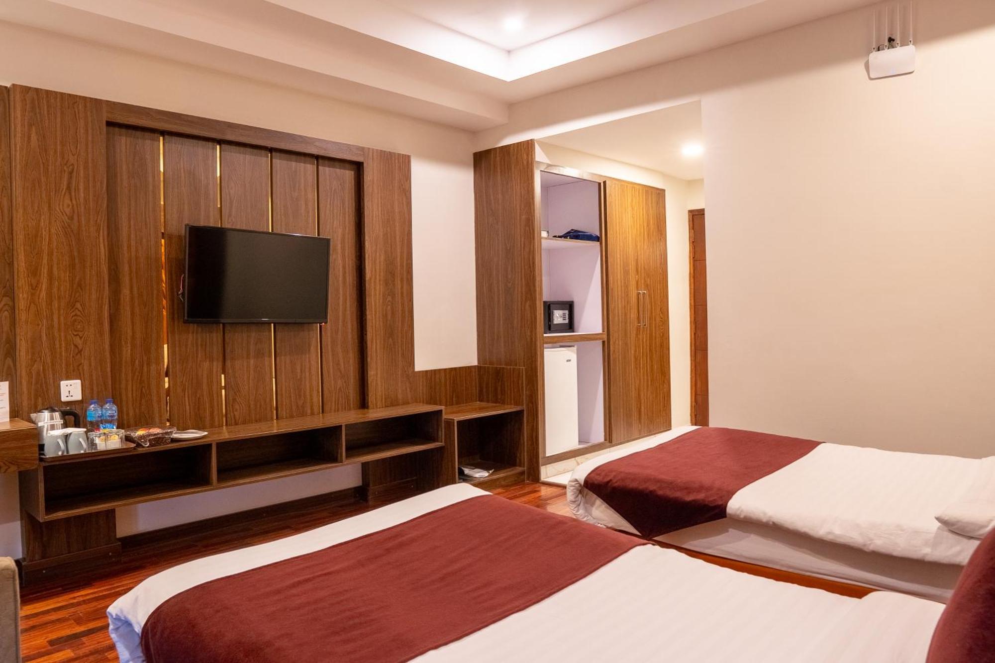 Legend Hotel Iszlámábád Kültér fotó