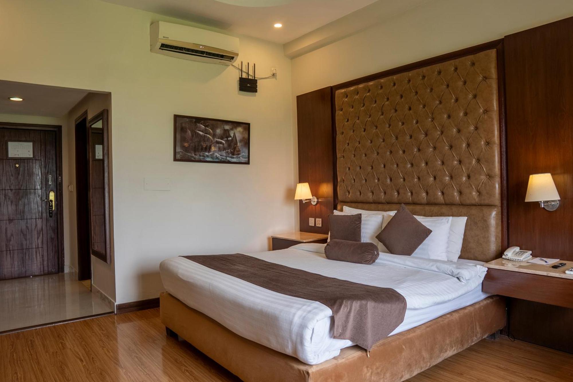 Legend Hotel Iszlámábád Kültér fotó