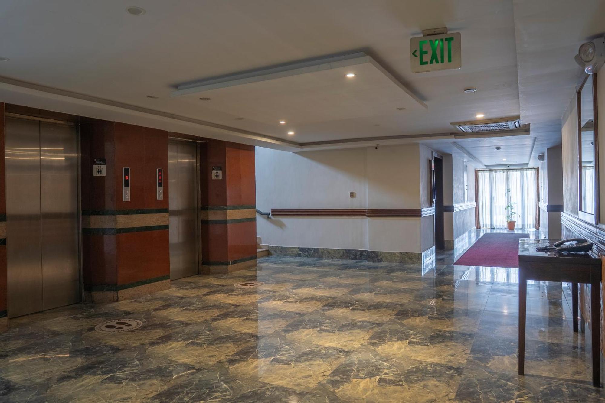 Legend Hotel Iszlámábád Kültér fotó